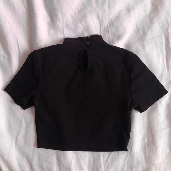 Fashion Nova Black Crop Top - Picture 2 of 3